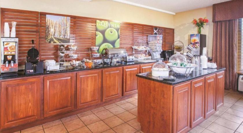 נורת' קנטון Country Inn & Suites By Radisson, Canton Near Hall Of Fame מראה חיצוני תמונה