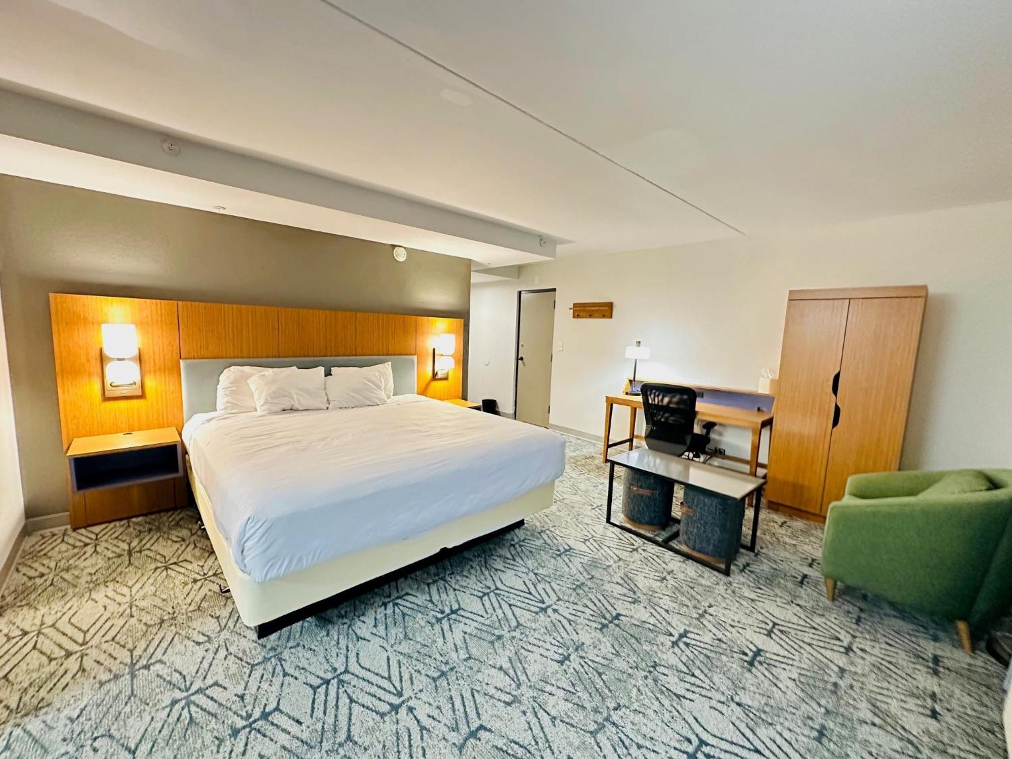 נורת' קנטון Country Inn & Suites By Radisson, Canton Near Hall Of Fame מראה חיצוני תמונה